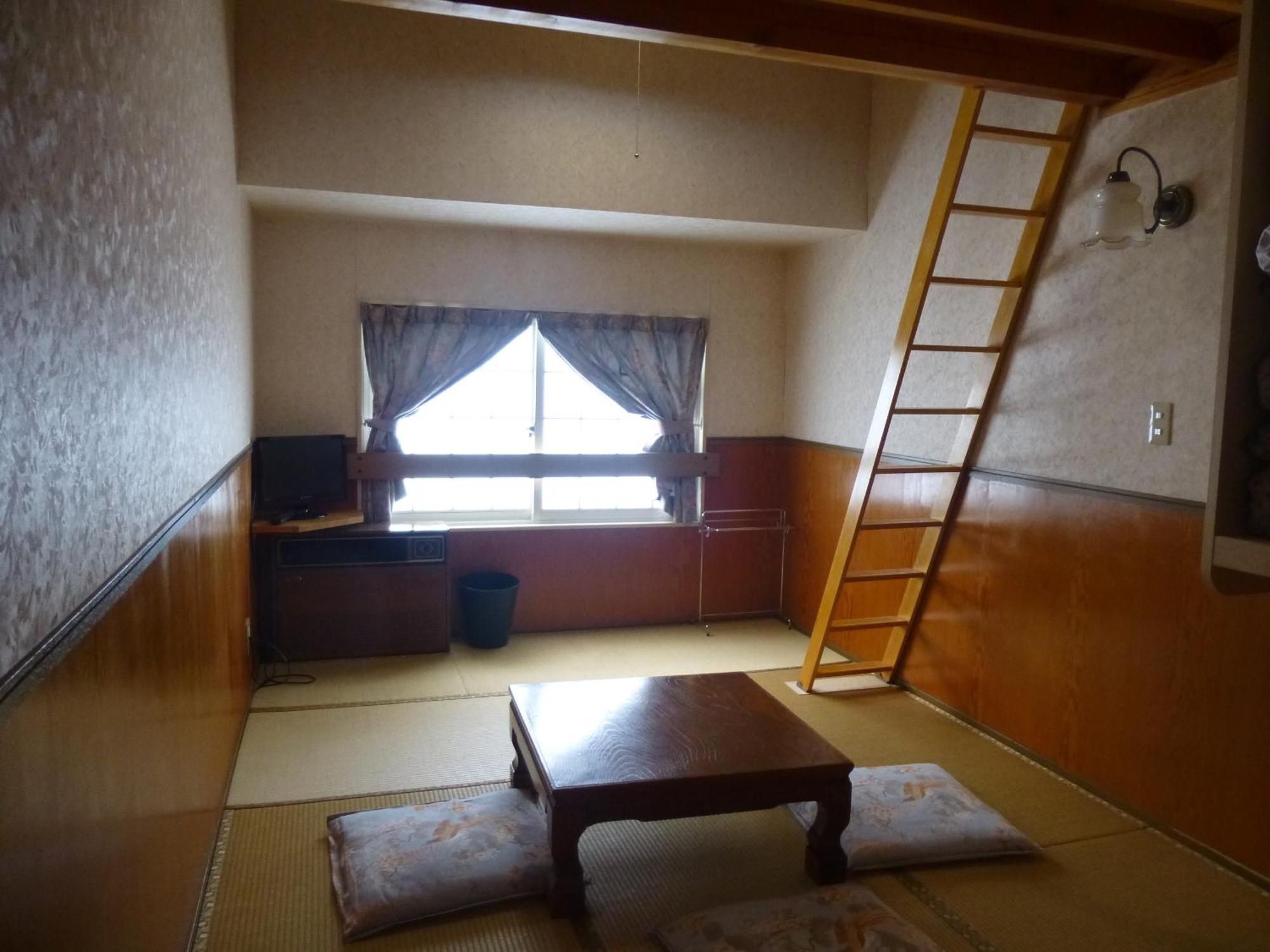 阿布拉亚附楼酒店 饭山市 客房 照片